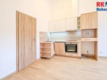 Pronájem bytu 1+kk, Český Brod, nám. Arnošta z Pardubic, 30 m2