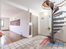 Pronájem bytu 3+1, Slaný, Husova, 93 m2