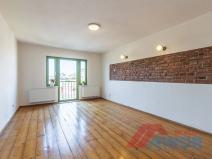Pronájem bytu 3+1, Slaný, Husova, 93 m2