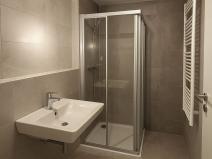 Prodej bytu 2+kk, Praha - Hostavice, Českobrodská, 64 m2