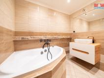 Prodej bytu 2+1, Sokolov, Jelínkova, 60 m2