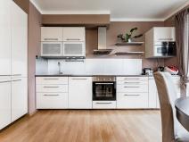 Pronájem bytu 2+kk, Praha - Horní Měcholupy, Mantovská, 66 m2