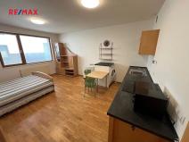 Pronájem bytu 1+kk, Černošice, Mokropeská, 29 m2