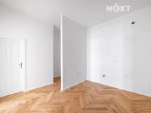 Prodej bytu 2+kk, Praha - Vinohrady, Velehradská, 44 m2