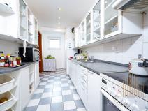 Pronájem bytu 3+1, Praha - Podolí, Podolské nábřeží, 96 m2
