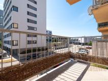 Pronájem bytu 1+kk, Praha - Černý Most, Dobrovolného, 36 m2
