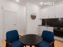 Prodej bytu 2+kk, Praha - Vinohrady, Velehradská, 45 m2