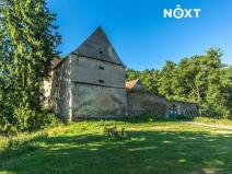 Prodej komerční nemovitosti, Buzice, 1800 m2