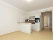 Pronájem bytu 2+kk, Praha - Vinohrady, Lublaňská, 41 m2