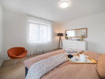 Prodej bytu 3+kk, Holubice, 81 m2