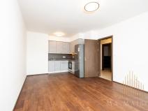 Pronájem bytu 2+kk, Praha - Hloubětín, Poděbradská, 52 m2