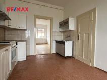 Prodej bytu 2+1, Kladno, Poštovní náměstí, 63 m2
