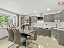 Prodej rodinného domu, Benátky nad Jizerou - Benátky nad Jizerou I, Miroslava Soumara, 178 m2