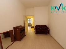 Pronájem bytu 3+1, Karlovy Vary, Bulharská, 80 m2
