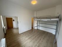 Pronájem bytu 1+kk, Praha - Žižkov, Roháčova, 25 m2