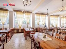 Prodej obchodního prostoru, Čelákovice, Rumunská, 1290 m2