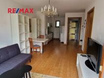 Pronájem bytu 2+kk, Jesenice, V Lázních, 46 m2