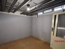 Pronájem skladu, Hradec Králové - Nový Hradec Králové, třída Edvarda Beneše, 24 m2