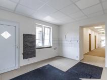 Prodej obchodního prostoru, Praha - Kobylisy, Klapkova, 246 m2
