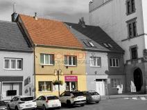 Prodej obchodního prostoru, Hustopeče, Dukelské nám., 185 m2