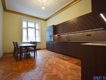 Pronájem bytu 3+1, Praha - Vinohrady, Korunní, 105 m2