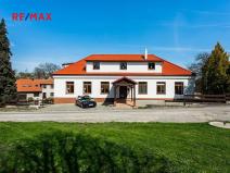 Prodej restaurace, Velké Meziříčí, 626 m2