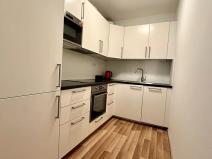 Pronájem bytu 2+kk, Praha - Strašnice, Zvěřinova, 60 m2