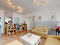 Pronájem komerční nemovitosti, Benešov, Hráského, 67 m2