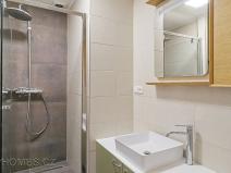 Pronájem bytu 3+1, Praha - Karlín, Thámova, 83 m2