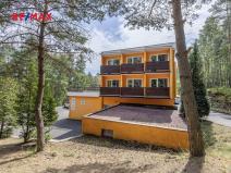 Prodej vícegeneračního domu, Doksy, Pod Borným, 1700 m2