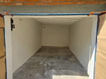 Pronájem garáže, Zlín, Hradská, 21 m2