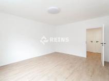 Prodej bytu 2+kk, Praha, Černokostelecká, 55 m2