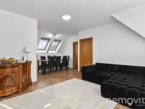 Prodej vícegeneračního domu, Říčany, Hálkova, 200 m2