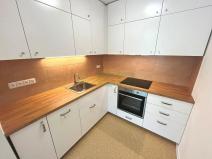 Pronájem bytu 2+kk, Praha - Ruzyně, Smolíkova, 39 m2