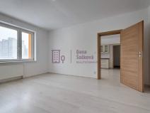 Pronájem bytu 2+kk, Jindřichův Hradec, sídliště Vajgar, 48 m2