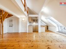 Pronájem atypického bytu, Děčín - Děčín II-Nové Město, Kamenická, 147 m2