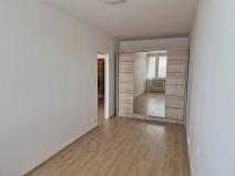 Pronájem bytu 2+kk, Praha - Strašnice, Gutova, 45 m2
