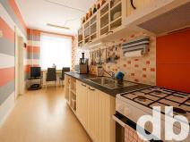 Prodej bytu 2+1, Karlovy Vary, Lidická, 63 m2