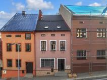 Prodej rodinného domu, Štíty, nám. Míru, 170 m2