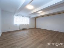 Pronájem bytu 2+kk, Praha - Kobylisy, Na Stírce, 46 m2