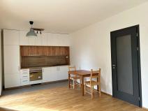 Pronájem bytu 1+kk, Praha - Smíchov, Na Neklance, 42 m2