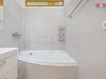 Prodej bytu 3+1, Karlovy Vary - Stará Role, Dvořákova, 83 m2