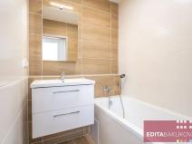 Pronájem bytu 2+1, Olomouc, Schweitzerova, 56 m2