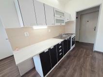 Pronájem bytu 2+1, Uherské Hradiště, Štěpnická, 58 m2