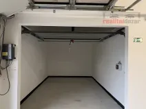 Pronájem garáže, Brno, Křepelčí, 17 m2