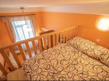 Pronájem bytu 2+kk, Karlovy Vary, Kolmá, 62 m2