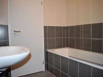 Pronájem bytu 1+kk, Kladno, Jaroslava Holečka, 37 m2