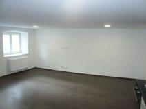 Pronájem bytu 1+kk, Liberec, nám. Soukenné, 40 m2