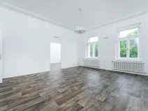 Pronájem bytu 2+1, Hradec Králové, náměstí Svobody, 70 m2