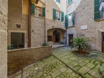 Prodej bytu 3+1, Cortona, Itálie, 96 m2